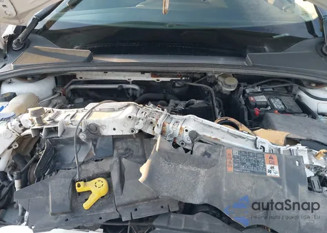 2015 Ford Focus Se z USA, uszkodzony, nr VIN 1FADP3F22FL353327